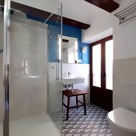 19-30 Hotel Valenza