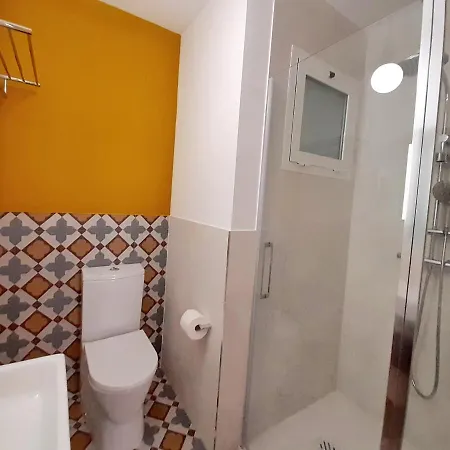 19-30 Hotel